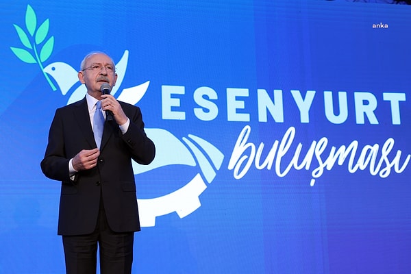 Kılıçdaroğlu, "‘Nasıl olur da biz İstanbul Büyükşehir Belediye Başkanı’nı görevden alırız’, bunun arayışı içindeler. Hiç kimse unutmasın, Ekrem Başkan’ı kimseye kaptırmayız. Onun hesap vereceği tek organ, 16 milyon İstanbulludur" dedi.