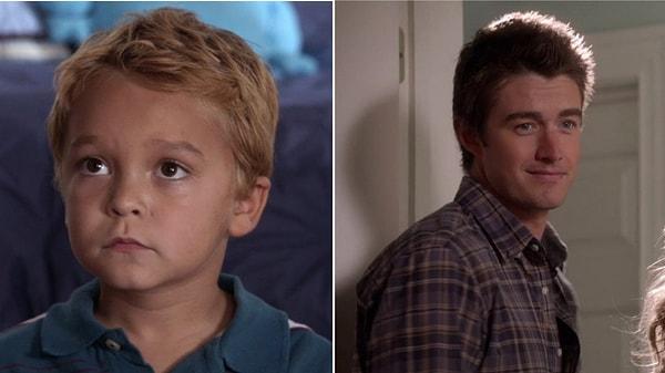 19. 'One Tree Hill' dizisinde minik Logan'ın Clay'in oğlu olmasına onun kadar şaşırmıştık biz de.