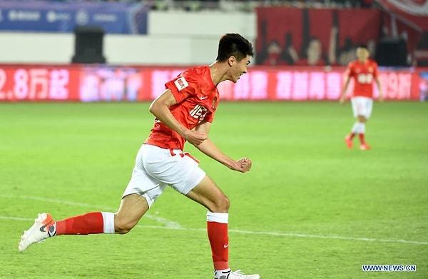 Shaocong Wu ile 2.5 yıllık sözleşme imzalandı. Böylece Süper Lig'de ilk kez bir Çinli futbolcu forma giyecek. Peki Shaocong Wu kimdir?