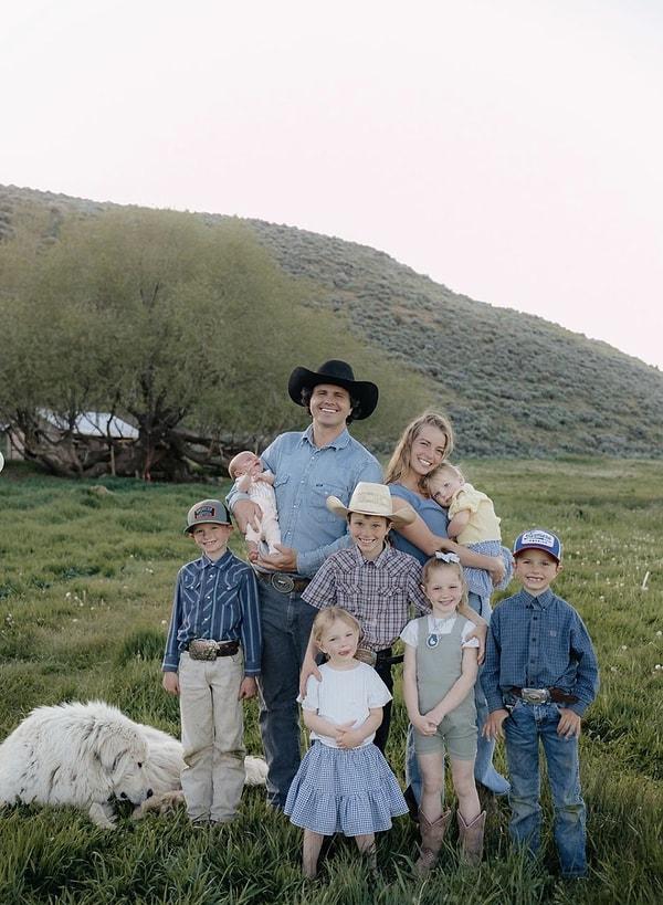 Çiftimiz evlendikten sonra Utah'ta bulunan çok büyük bir Mormon çiftliğine yerleşerek hayatlarını burada devam ettirdiler.