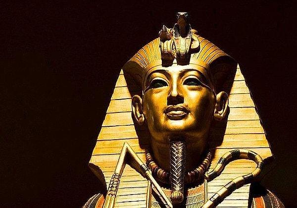 13. Lanetli firavun Tutankhamun, ensest bir ilişkinin sonucu doğmuştu.
