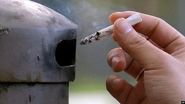 Meksika, açık alanlarda sigara içilmesine yasak getirerek dünyada en katı tütün karşıtı yasalardan birini yürürlüğe aldı.