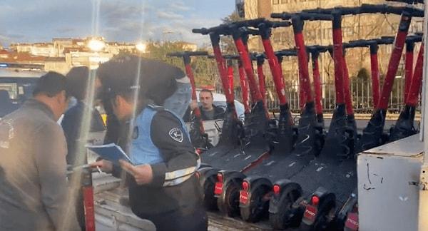 İlçedeki scooter sayısının kontrolden çıktığını belirten Kadıköy Belediye Başkanı Şerdil Dara Odabaşı, sayının yasal sınıra inmesini talep etmiş; aksi taktirde scooter’ların toplanacağını duyurmuştu.