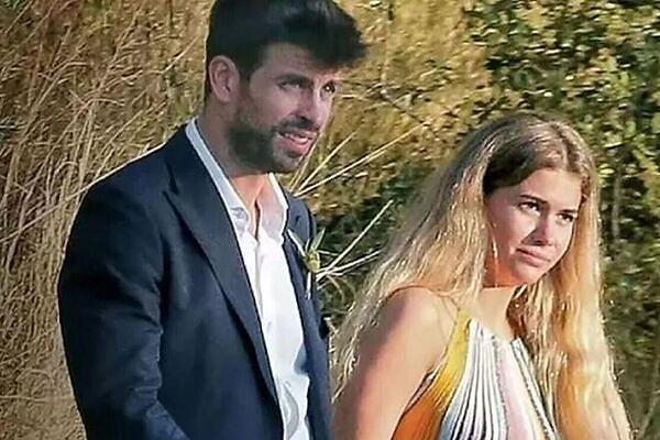 Pique'nin Shakira'yı aldatmasının ardından ayrılık kararı alan çift, ayrılık sonrasında yaşanan olaylar ile gündemden düşmüyor.