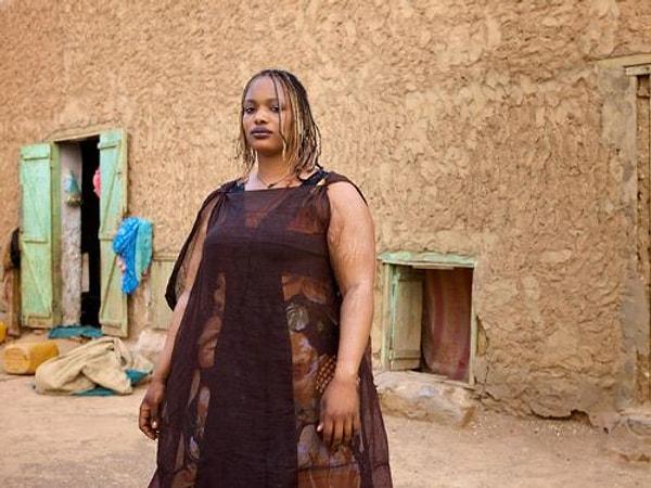 10. Moritanyalı kadınlar için kilo oldukça önem teşkil ediyor.