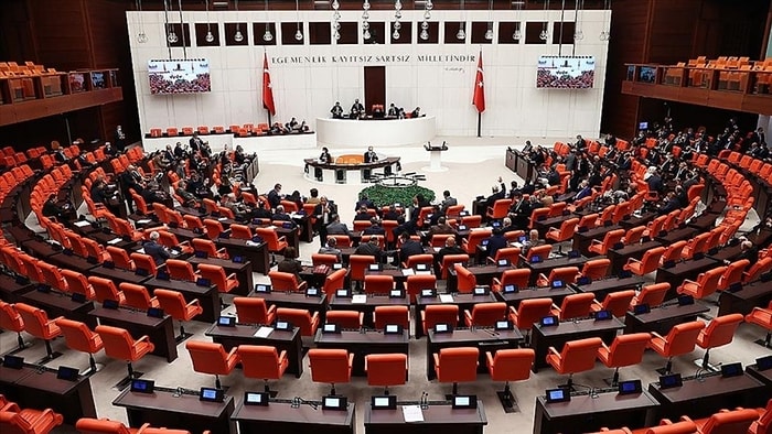 AK Parti'den Yükseköğretim Kanunu'na İlişkin 11 Maddelik Teklif