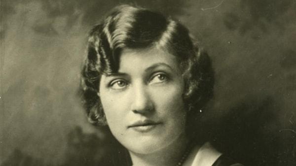 31 Aralık 1931'de tasarımcı Nell Donnelly hayatının 75 bin dolar ettiğini öğrenecekti.