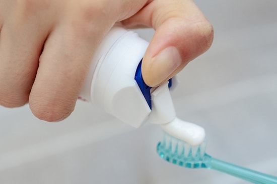 Насколько в действительности опасно засыпать, не почистив зубы?