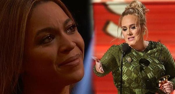Konuşmasında "Yılın Albümü" dalının bir diğer adayı Beyonce'a atıfta bulundu. Gözyaşlarına hakim olamayan Adele, "Bu ödülü kabul edemem. Lemonade albümü muazzamdı Beyonce. Bunu takdir ediyoruz. Tüm sanatçılar olarak sana hayranız. Sen bizim ışığımızsın" dedi.