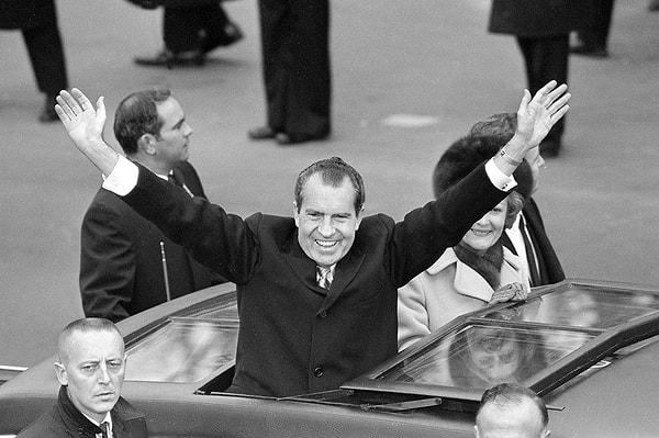 11. Amerika Birleşik Devletleri'nin 37. başkanı Richard Nixon, aynı zamanda toplamda 5 enstrüman çalan başarılı bir müzisyendi.