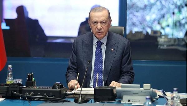 07.00 Cumhurbaşkanı Recep Tayyip Erdoğan’ın, bugün deprem bölgesine gideceği açıklandı.