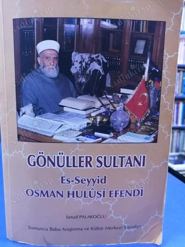 İlahiyat mezunu, Diyanet'te görev yapan Palakoğlu'nun bir de "Gönüller Sultanı Es-Seyyid Osman Hulusi Efendi" isimli bir kitabı da bulunuyor.