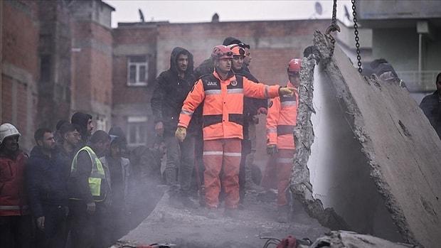 Canlı Blog | Depremde Can Kaybı 12 Bin 873'e Çıktı