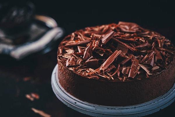 14. Çikolatalı pasta tarifi
