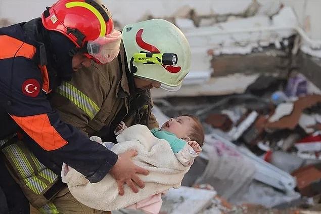 While the number of people who died in the 7.4-magnitude earthquake that took place in the Pazarcık district of Kahramanmaraş at 04:17 was constantly increasing, we also witness miraculous salvations.