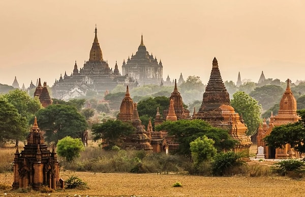 5. Возможно, вы знаете, что Мьянма ранее была известна как Бирма. А какие цвета у флага этой страны?