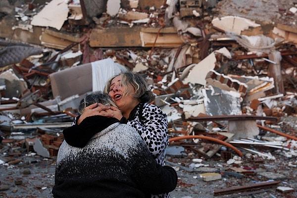 6 Şubat günü Türkiye, hepimizi yasa boğan korkunç bir depremle uyandı.