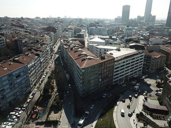 Gerginliğin had safhada olduğu bu zorlu süreçte karşımıza İstanbul'da asla oturmak istemeyeceğimiz binalar da çıkmaya devam ediyor. Gelin bu mimari facialara hep birlikte bakalım.