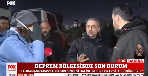 Belediye başkanı, alandan ayrılırken FOX TV muhabiri soru sormak istedi ama ‘şimdi değil’ cevabı ile birlikte korumalar tarafından engellendi.