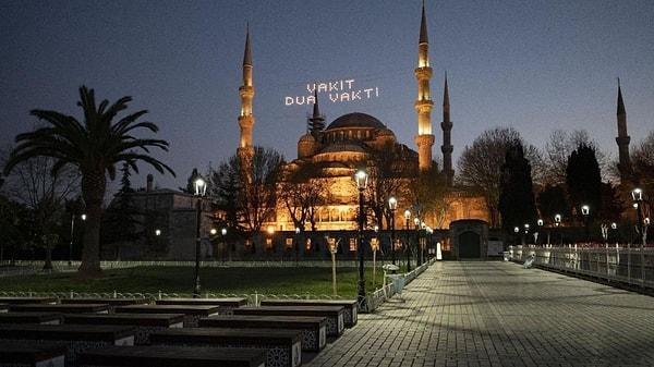 İstanbul'da akşam ezanı saat kaçta okunacak?