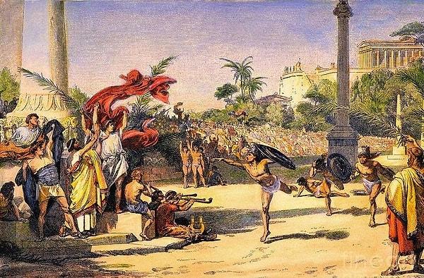 Bunların yanı sıra Delphi’de olimpiyat oyunlarından sonra en büyük ikinci oyunlar olan Phythia oyunları yapılırdı. Kazananlara tanrı Apollon'un defne ağacından taç takılır, çeşitli festivaller yapılırdı. Bu festivallerde Apollon’un tapınağı kurarken Python'u öldürüşü, Dionysos‘un doğumu tekrar canlandırılırdı.
