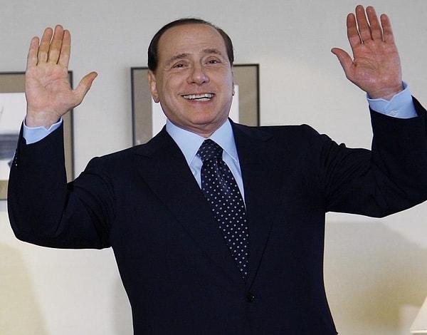 13 Temmuz 1994 tarihinde Berlusconi hükümeti, yolsuzluk suçlarından tutuklananların hapis cezası almalarını önlemek için yeni bir yasa çıkardı.