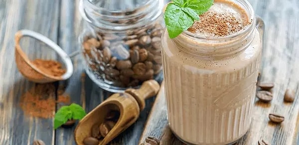 16. For Those Who Can't Give Up Coffee: Coffee Smoothie