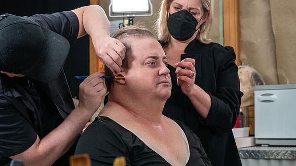 Siz Brendan Fraser'a yapılan makyajı başarılı buldunuz mu?