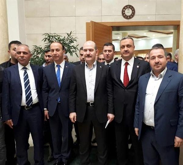 Nevzat Bozan’ın AK Parti’den milletvekili adaylığına soyunduğu ve İçişleri Bakanı Süleyman Soylu’yla fotoğraf çektirdiği ortaya çıktı.
