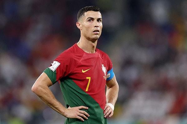 Venezuelalı influencer ve blogger Georgi Laya, Portekiz'in Dünya Kupası'na gitmek için Brezilya ile oynacakları play-off maçı öncesi Ronaldo ile cinsel ilişkiye girdiğini iddia etti.