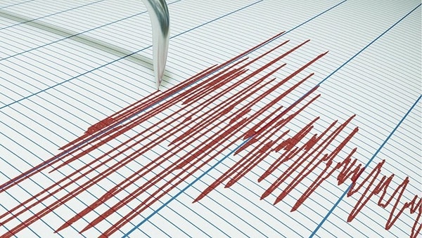 Kahramanmaraş'ın Pazarcık ve Elbistan ilçelerinde meydana gelen depremlerde bilanço oldukça ağır oldu. Binlerce kişinin hayatını kaybettiği deprem bölgesinden artçılar sürüyor.