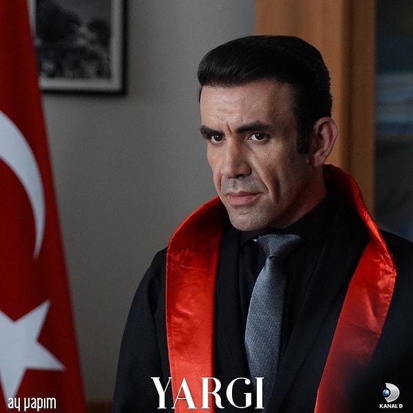 Başarılı oyuncu Mehmet Yılmaz Ak'ın beklenmeyen vedasının nedeni de ortaya çıktı. Ay Yapım, resmi sosyal medya hesabından açıklamalarda bulundu.