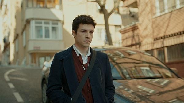 Ömer 7. bölüm fragmanında dikkat çeken ve oyuncu kadrosuna dahil olan o isim: Ahmet Hakan Zavlak oldu.