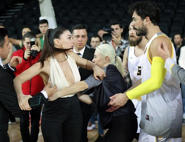 Basketbol maçı görüntülerinin dikkat çektiği tanıtımda Burcu Özberk ve Gökhan Alkan'ın performansları gündem oldu.