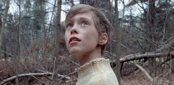 2. Sophia Lillis, The Lipstick Stain (2013) filminde bu şekilde gözüküyordu.