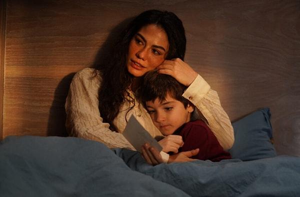 Ekranlara yeni bir soluk getiren dizide uzun zamandır Farah'ın oğlu 'Kerimşah' karakterinin babasının kim olacağı konuşuluyordu.