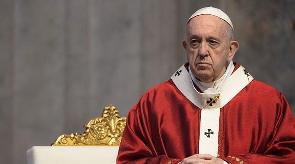 Papa, Arjantin basınına verdiği röportajda ayrıca, “Bu sonsuz bir rahiplik emri değil ama yine de dini nedenlerle evlenmemek bir disiplindir” ifadelerini de kullandı.