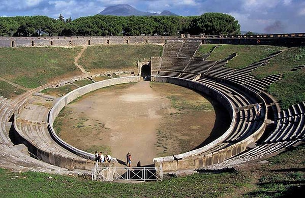 1. Pompeii Amfitiyatrosu