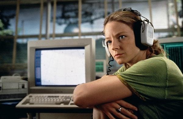 10. Contact (1997)