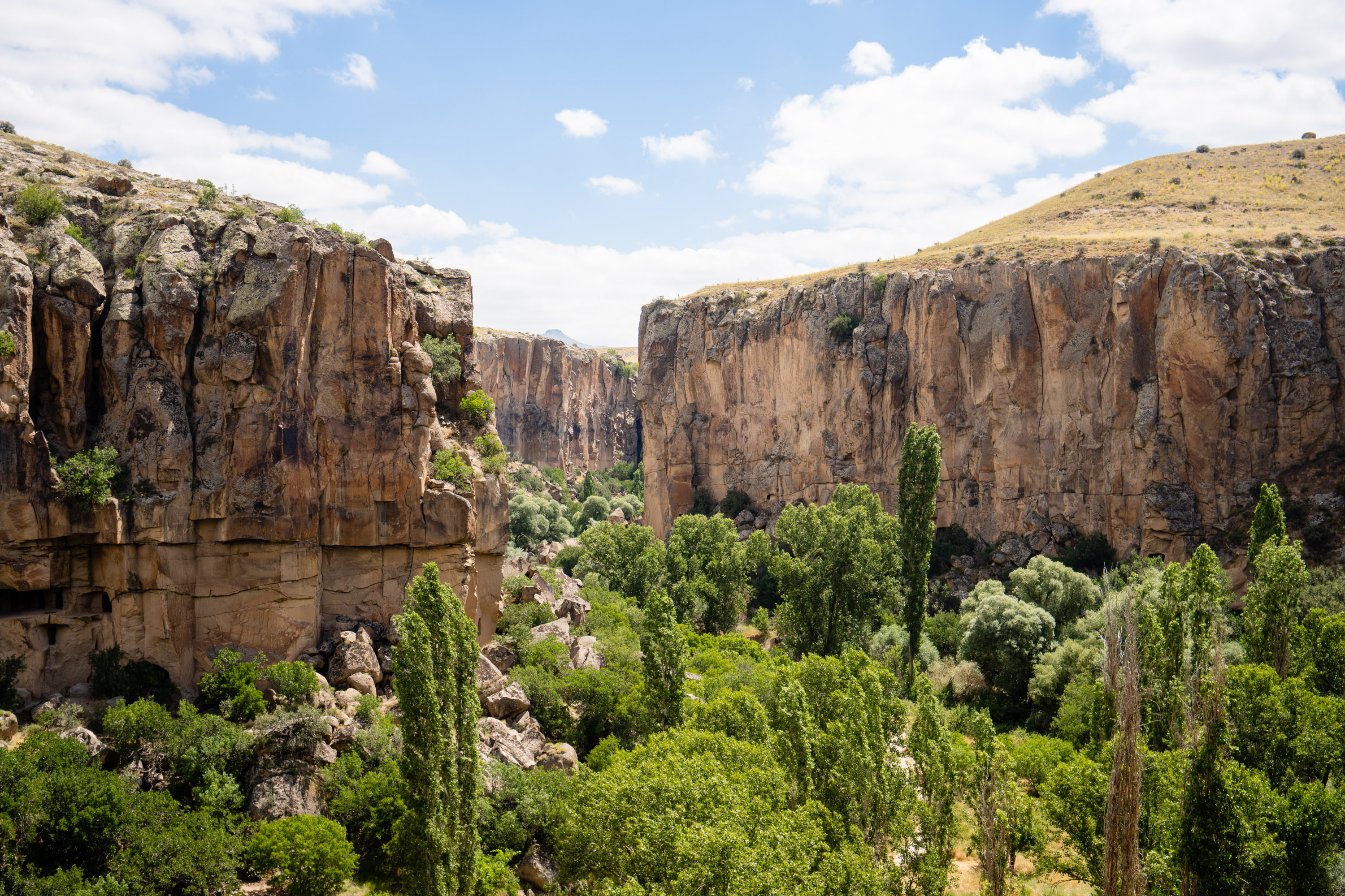Ihlara Valley A Hidden Gem Of Natural Wonder In Turkey Onedio ihlara-valley-a-hidden-gem-of-natural-wonder-in-turkey-onedio