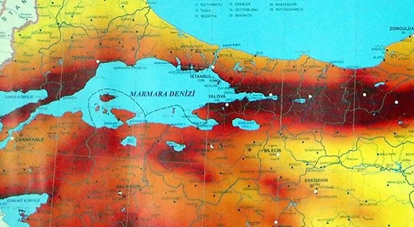 “Nerede olacak, nasıl olacak, hangi büyüklükte olacak, hangi zamanda olacak ne olur bu soruları sormasın vatandaşlarımız. Çünkü henüz sismoloji bilimi böyle mutlak zaman bilgisi vermek zorunda değil"