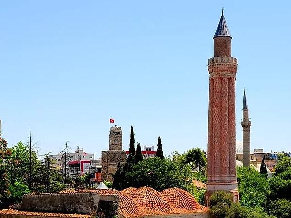 17.	Yivli Minaret