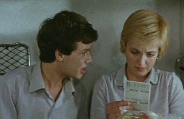 9. Какую сумму выиграла Таня в фильме «Спортлото-82»?