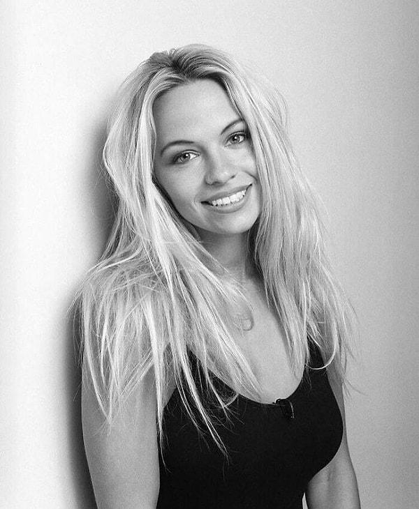 4. Pamela Anderson 1993 yılından:
