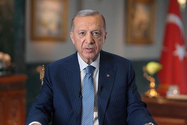 MAK Araştırma’nın başkanı, Cumhurbaşkanı adayları Muharrem İnce ve Sinan Oğan’ın yüzde 5 oy olması durumunda seçimin ikinci tura kalacağını ve ikinci turda Erdoğan’ın kazanmaya yakın olduğunu söyledi.