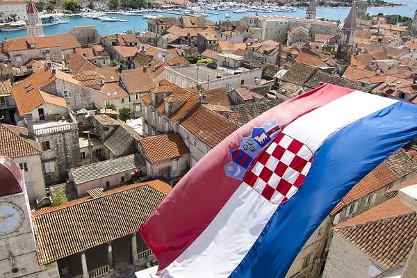 Hırvatistan bayrağı anlamı
