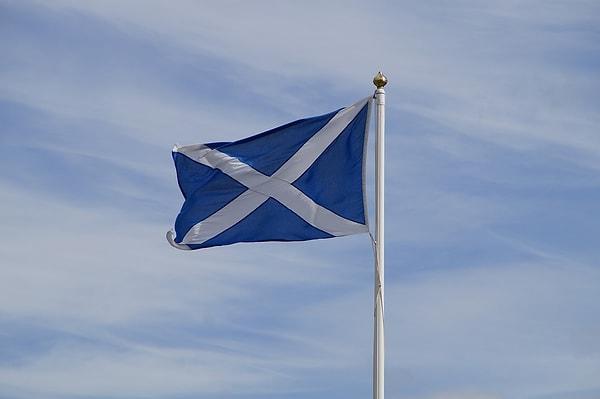 İskoçya bayrağı tarihi