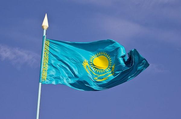 Kazakistan bayrağı tarihi