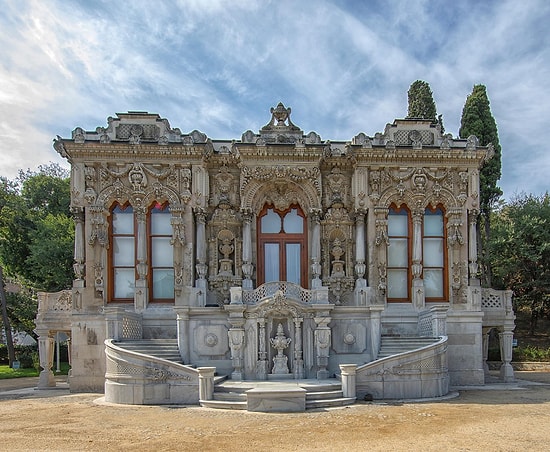 The Rich History of the Ihlamur Pavilion, the Sultans' Sanctuary