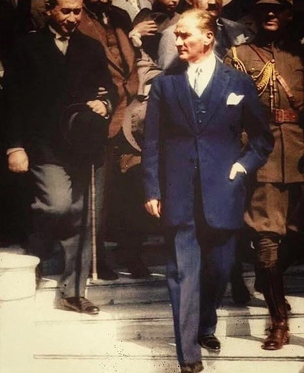 Dış görünüşe verilen önem bir moda değil aslında. Cumhuriyetimizin kurucusu Mustafa Kemal Atatürk de dış görünüşüne her zaman önem gösterir ve takım elbiselerini üzerinden hiç eksik etmezdi.